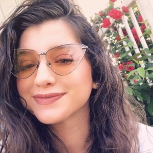 Meet your Posher, Jocelyn